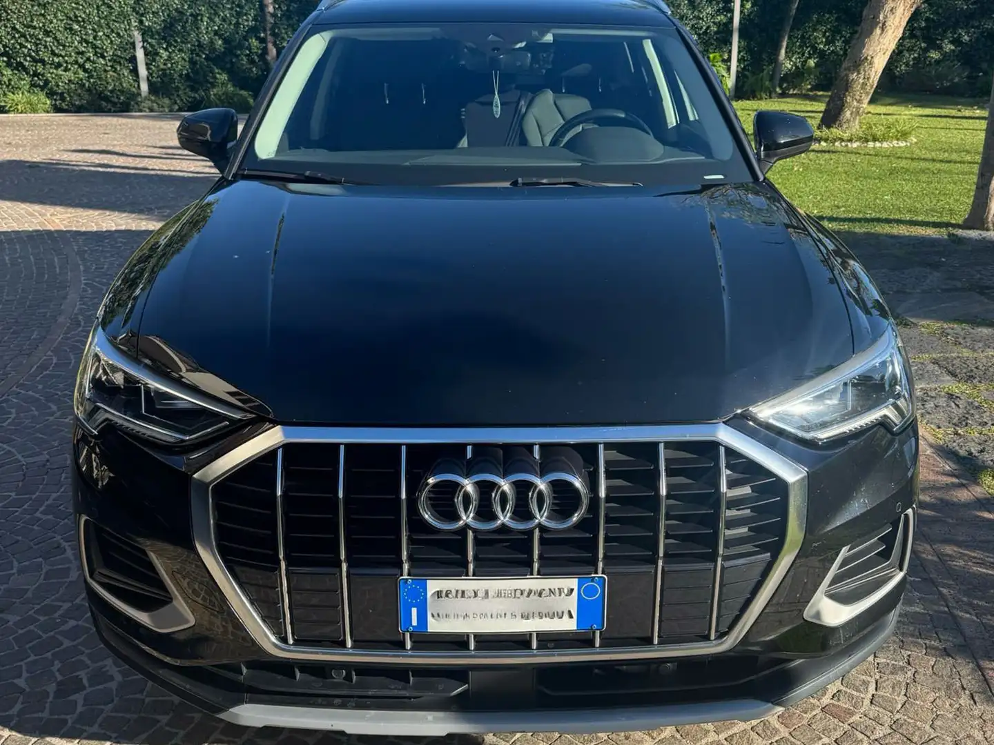 Audi Q3 2.0 tdi 150cv s-tronic Nero - 1
