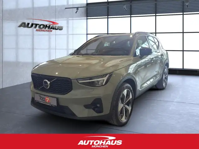 Volvo XC40 main image