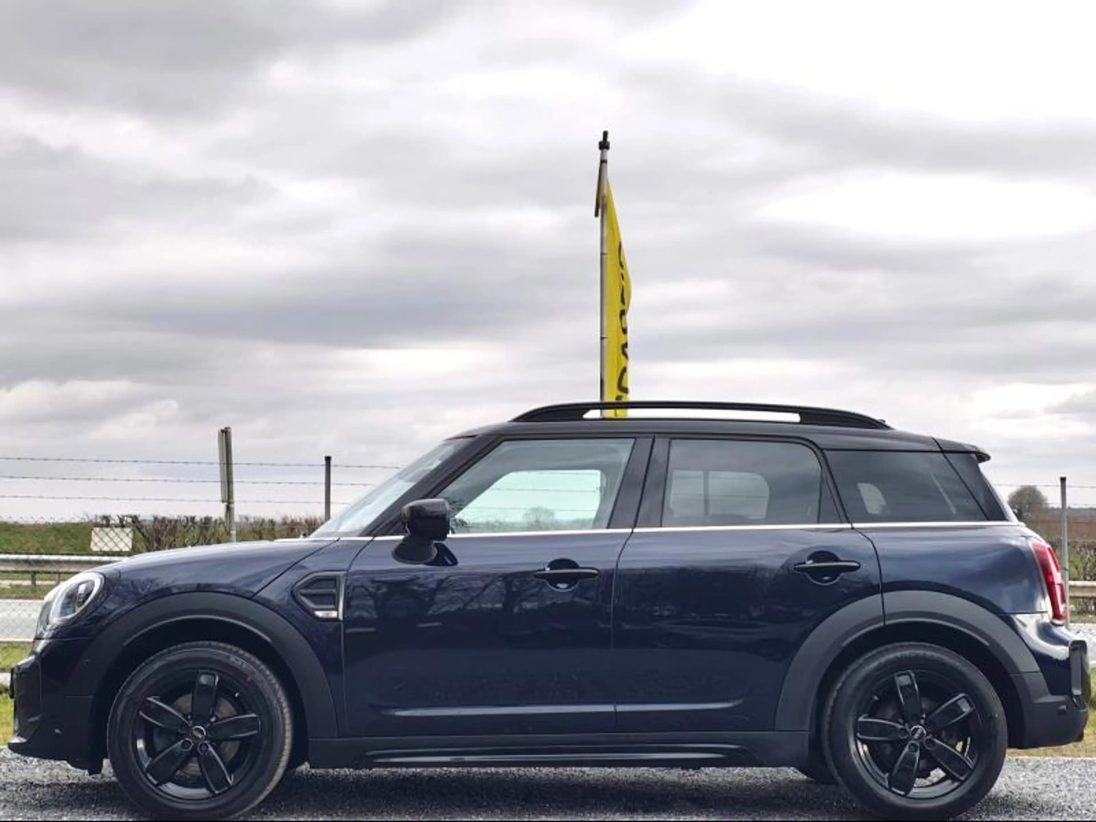 MINI Cooper D Countryman Auto / Sièges Sport / LED Headlights — photo 5