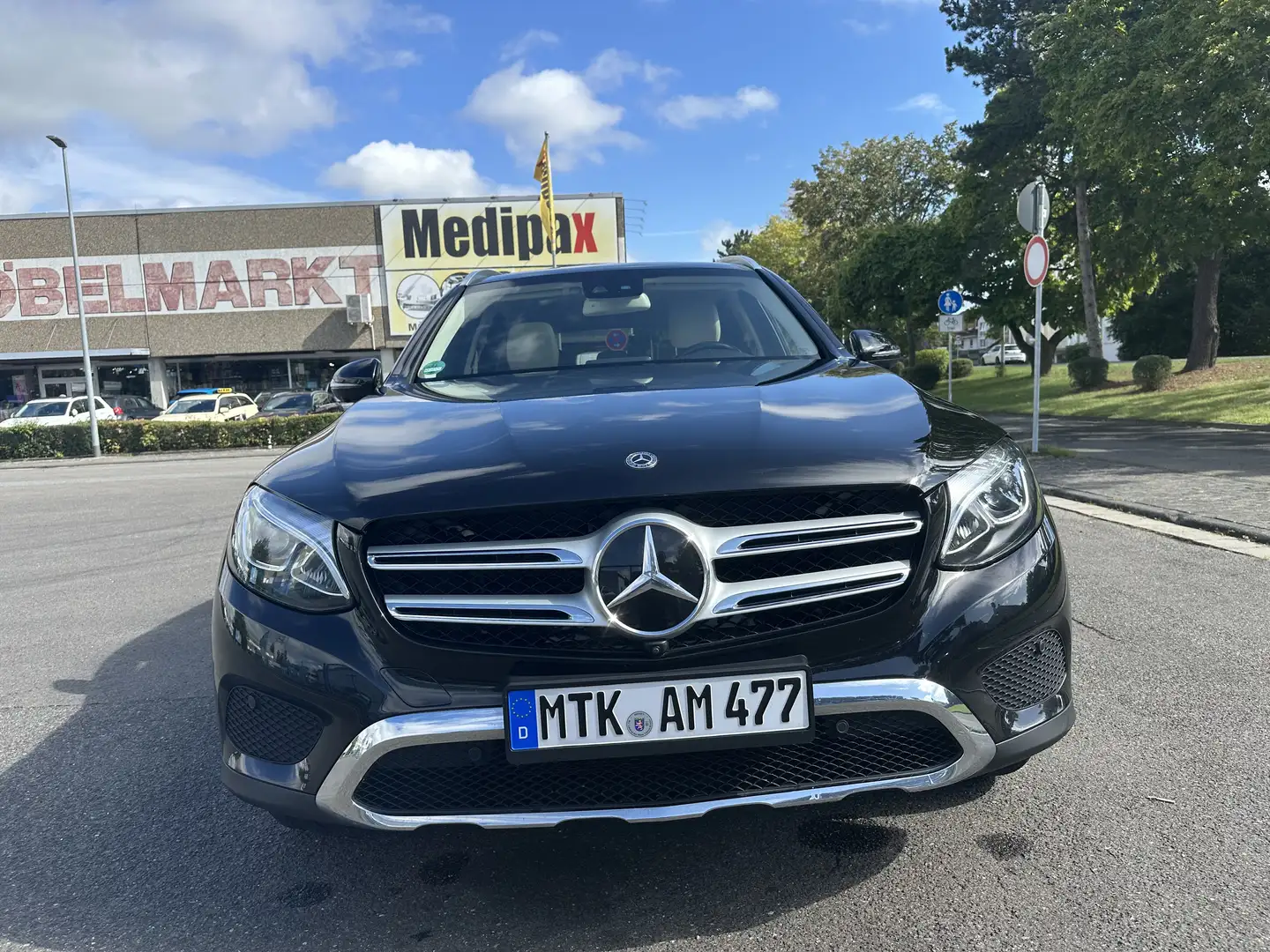 Mercedes-Benz GLC 250 d 4Matic 9G-TRONIC Schwarz - 1