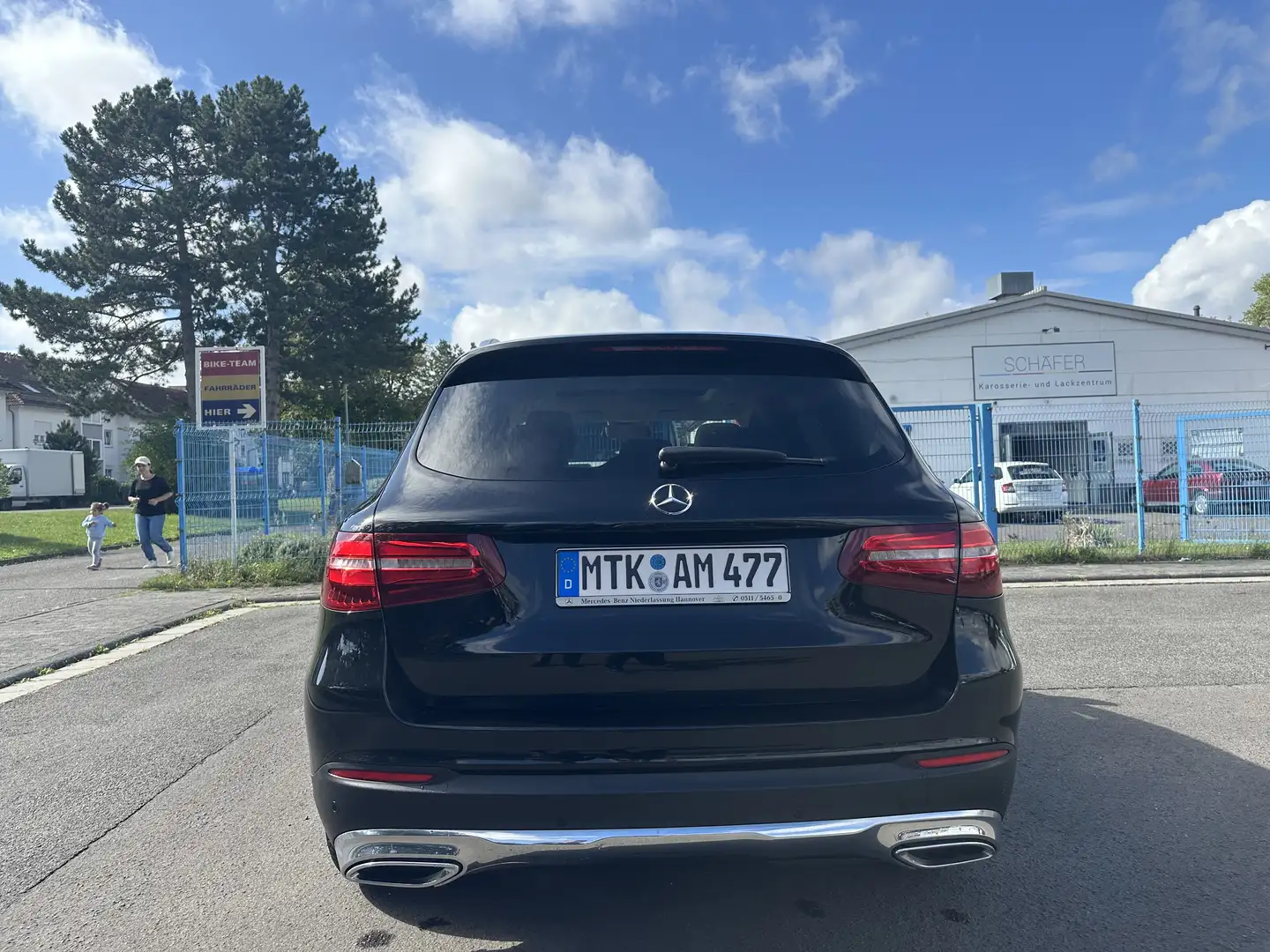 Mercedes-Benz GLC 250 d 4Matic 9G-TRONIC Schwarz - 2