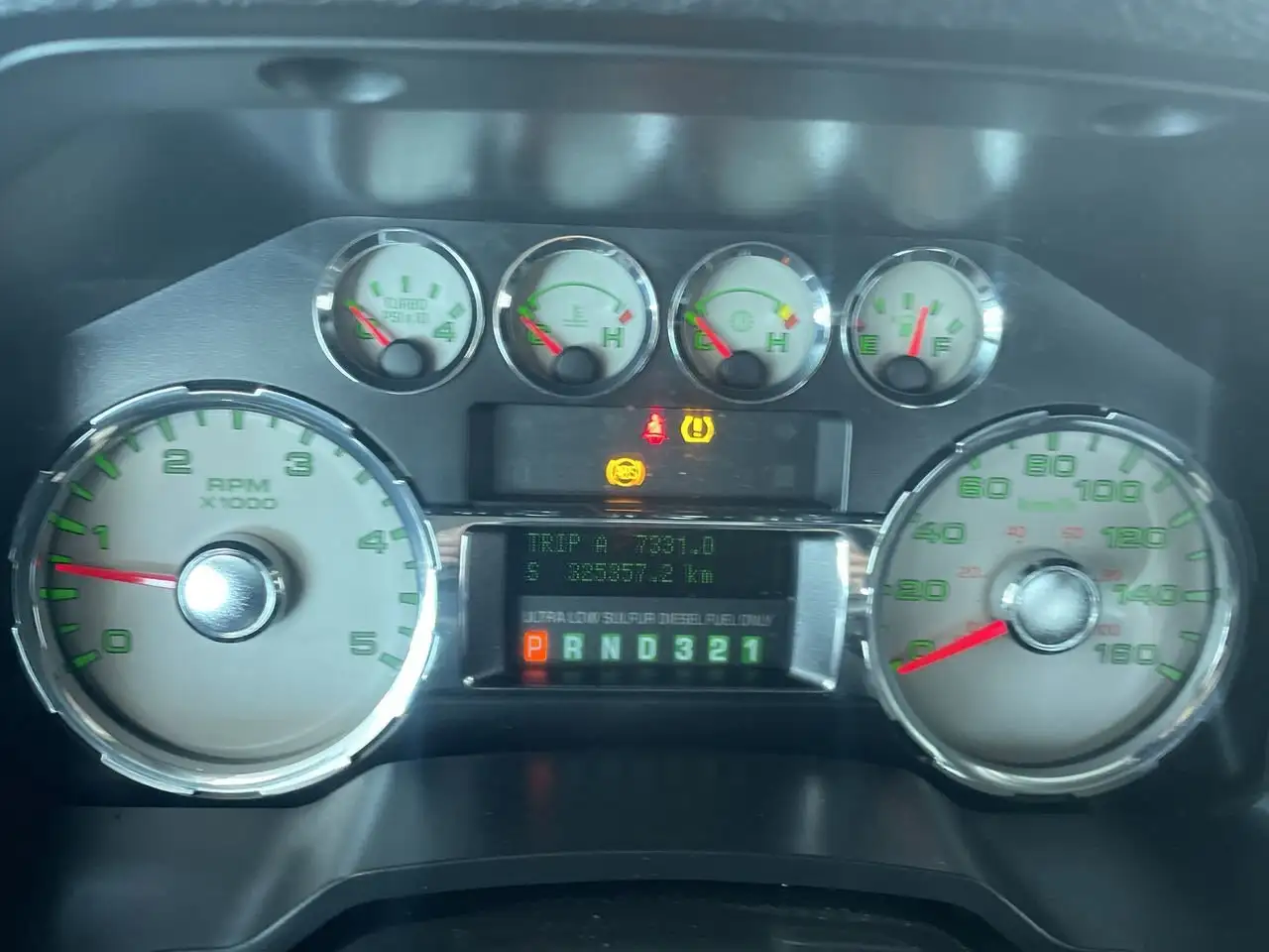 Ford F 350 снимка Ford F 350