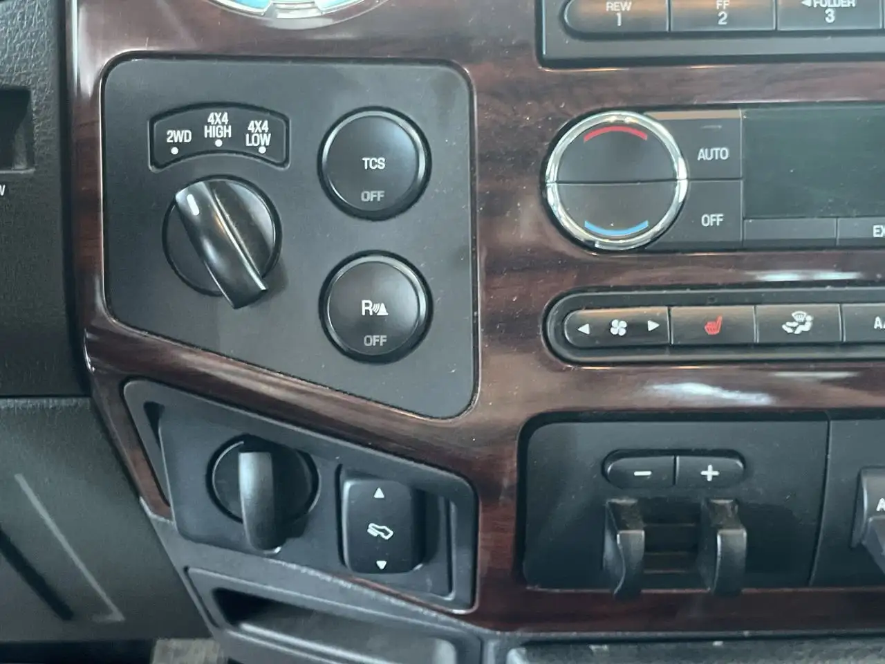 Ford F 350 снимка Ford F 350