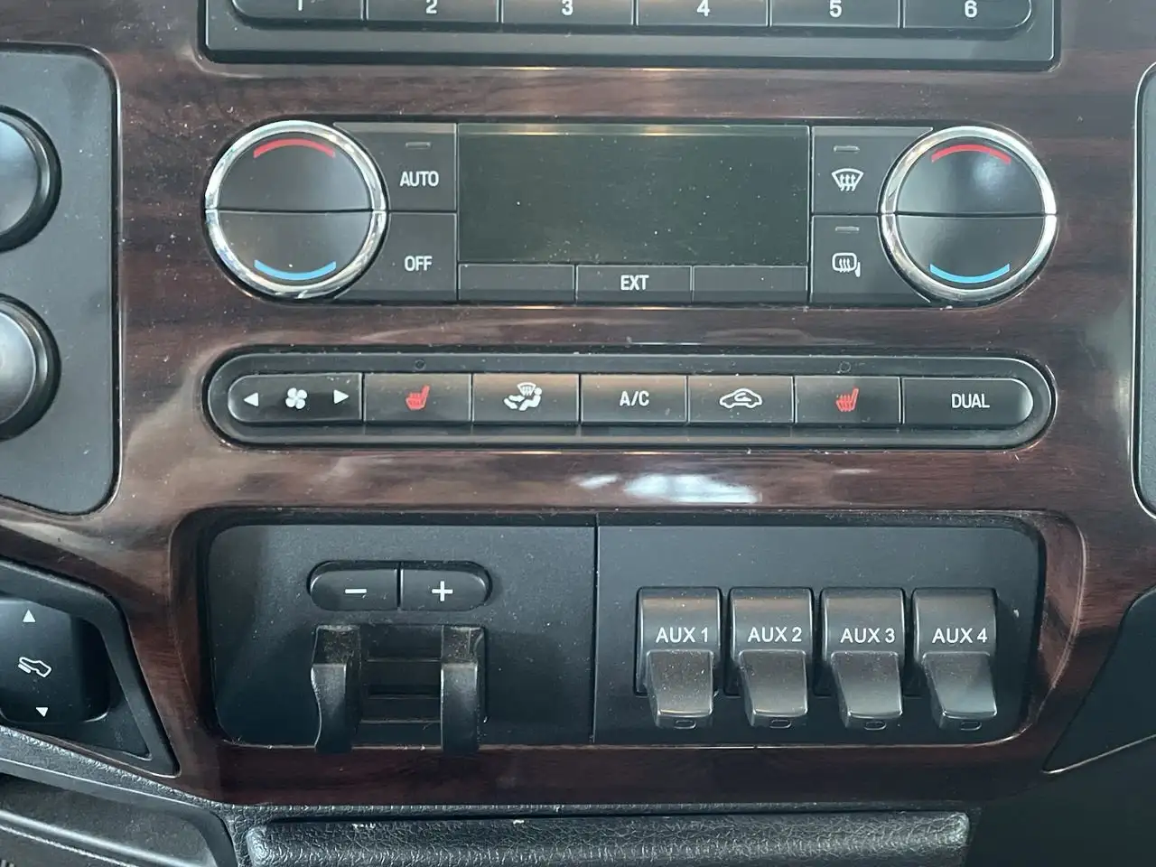 Ford F 350 снимка Ford F 350