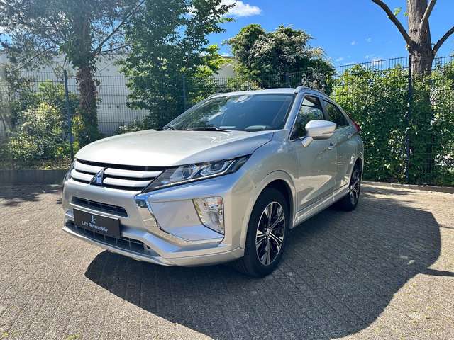 Imagine Mitsubishi Eclipse Cross 1.5T-MIVEC Diaman.Ed. 2WD*LANE*18"