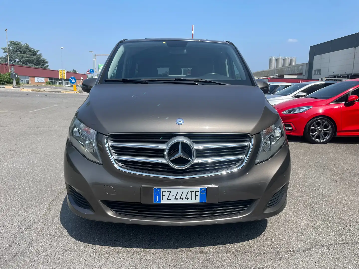 Mercedes-Benz V V 220 d Executive L E6 Bronze - 1