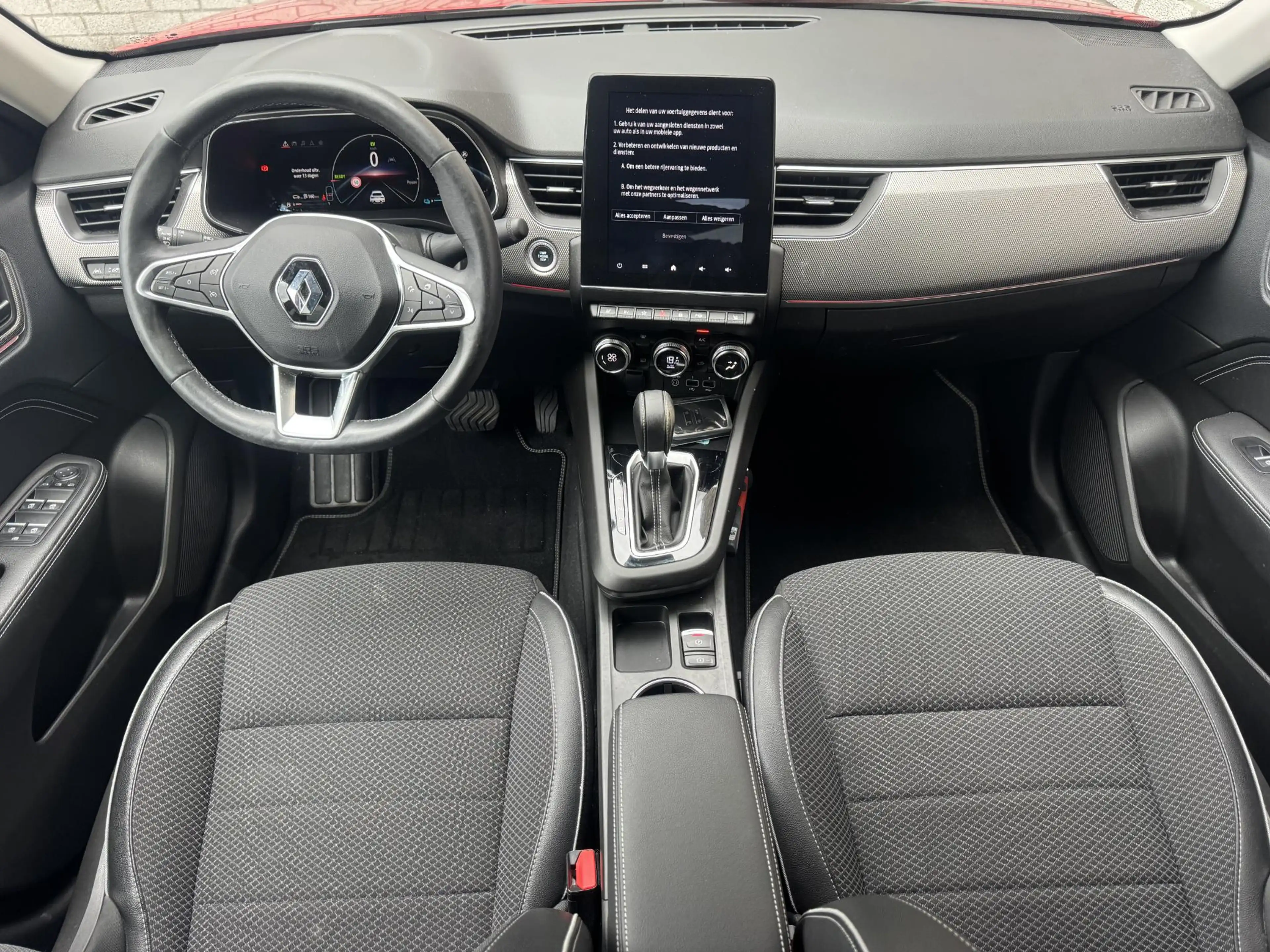 Renault Arkana 1.6 E-Tech hybrid 145 techno | Stoel + stuurverwar — photo 3