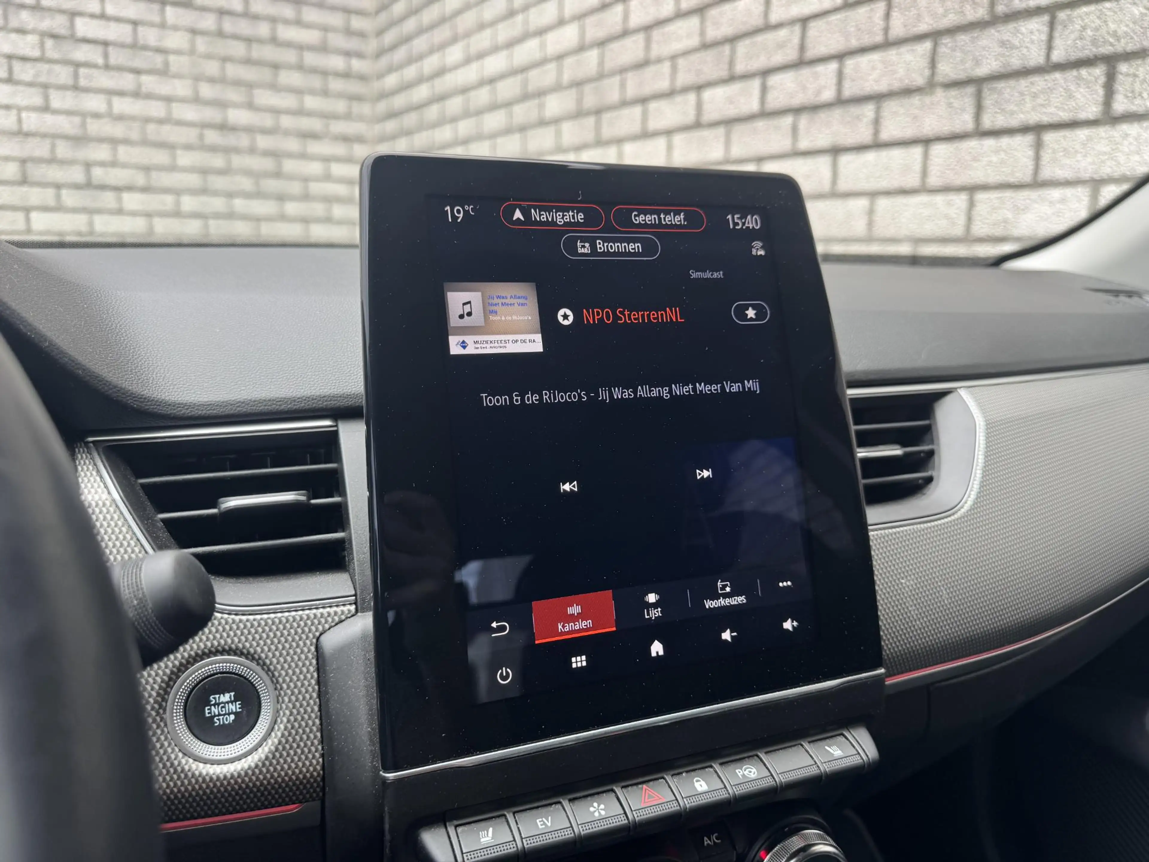 Renault Arkana 1.6 E-Tech hybrid 145 techno | Stoel + stuurverwar — photo 16