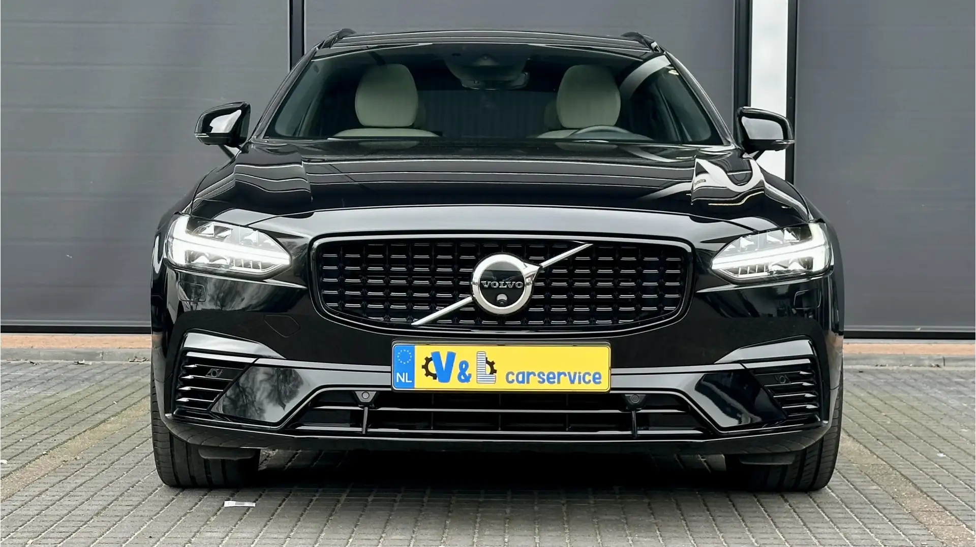 Volvo V90 2.0 T6 AWD R-Design / Pano / Stoel& stuur verwar. Noir - 2