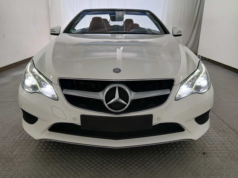Mercedes-Benz E 350 Cabrio Sport-Paket*Airscarf*Navi*MB-Service — photo 3
