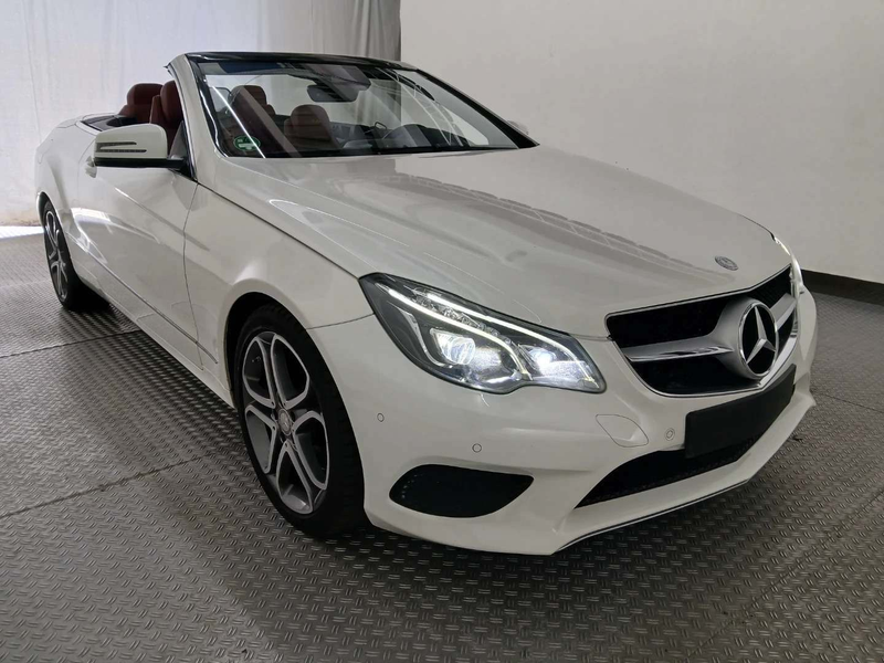 Mercedes-Benz E 350 Cabrio Sport-Paket*Airscarf*Navi*MB-Service — photo 2