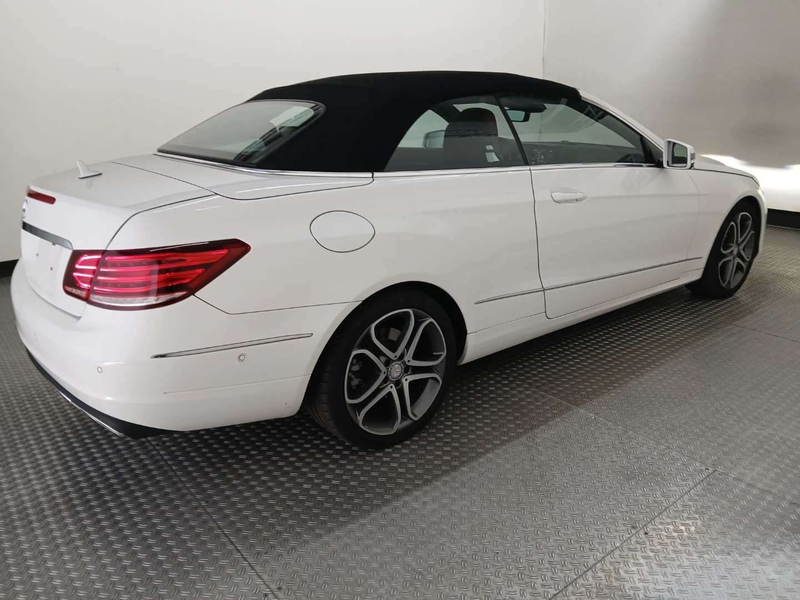 Mercedes-Benz E 350 Cabrio Sport-Paket*Airscarf*Navi*MB-Service — photo 7