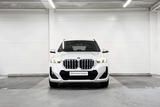 BMW X1 view 6