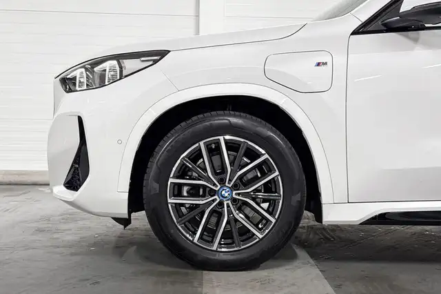 BMW X1 view 5
