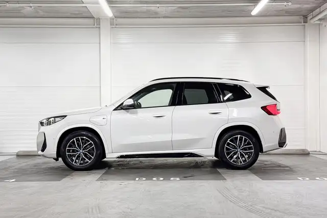 BMW X1 view 2