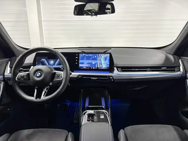 BMW X1 view 11