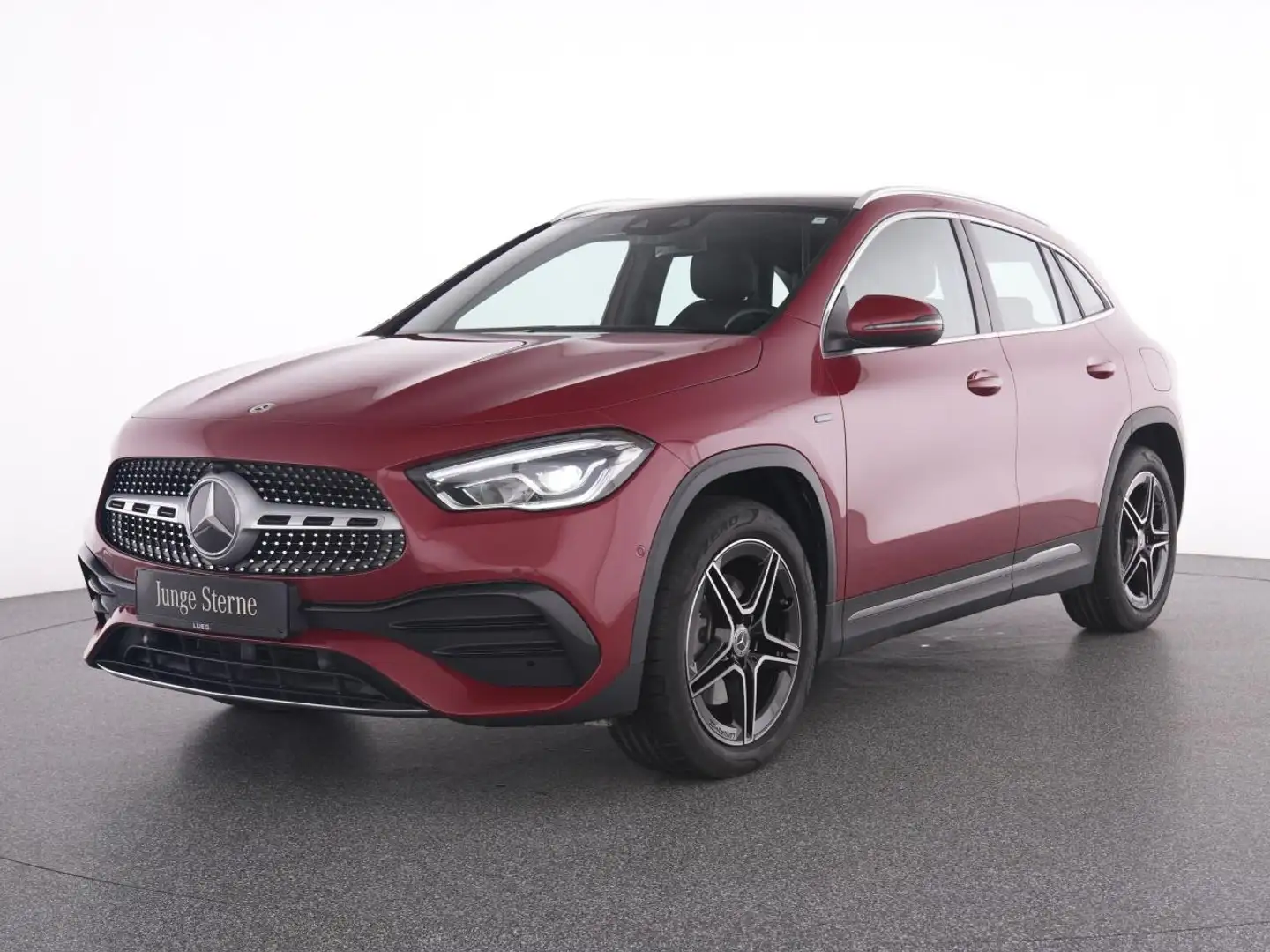 Mercedes-Benz GLA 250 e AMG+MBUX+Nav+Pano+LED-HP+EHeck+DAB+RFK Červená - 2