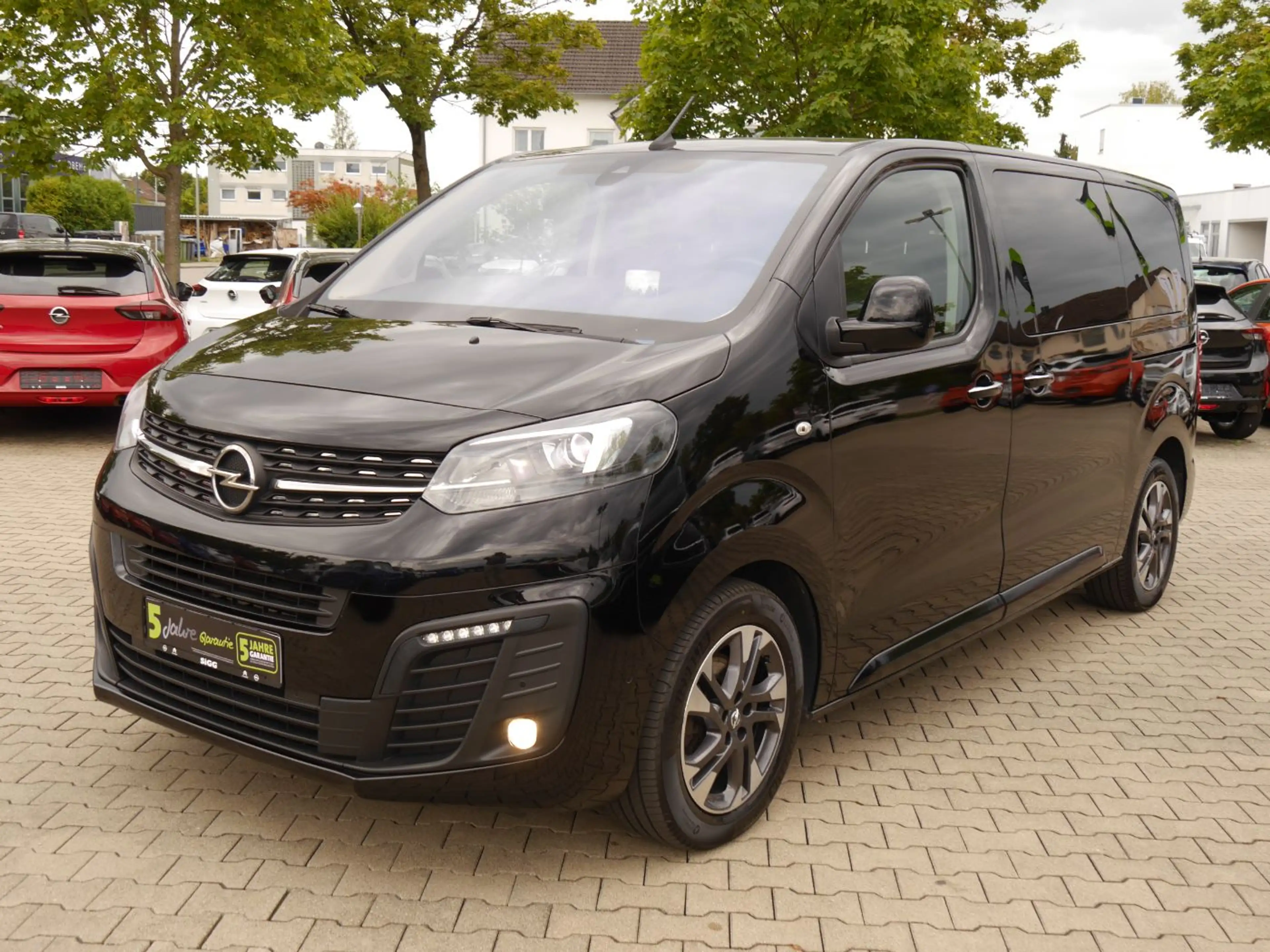Opel Zafira Life 2.0 D (L2) Tourer M Klimaautomatik Sitzheizung — photo 2