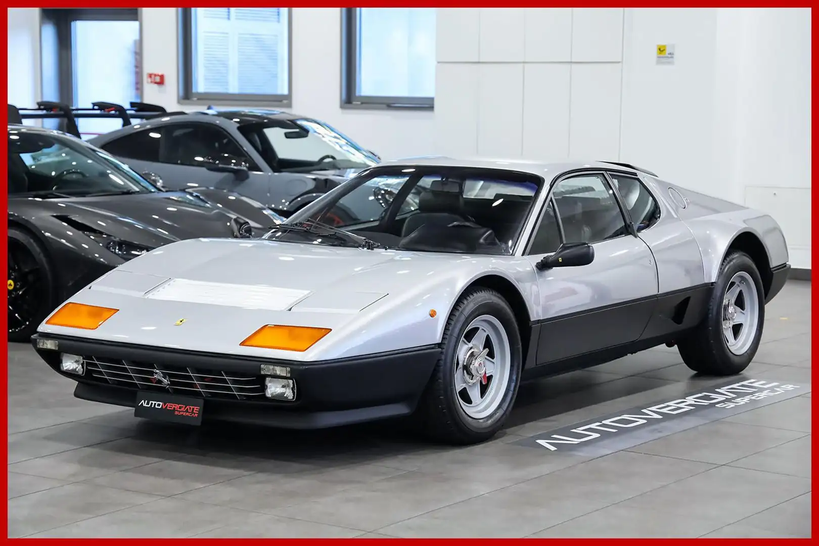 Ferrari 512 i BB CERTIFICATA CLASSICE - SERVICE BOOK - ASI ORO Argento - 1