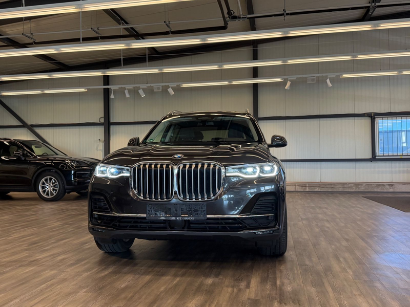 BMW X7 xDr 40d Laser AHK Standheiz Luft  Live Cockpi — photo 2