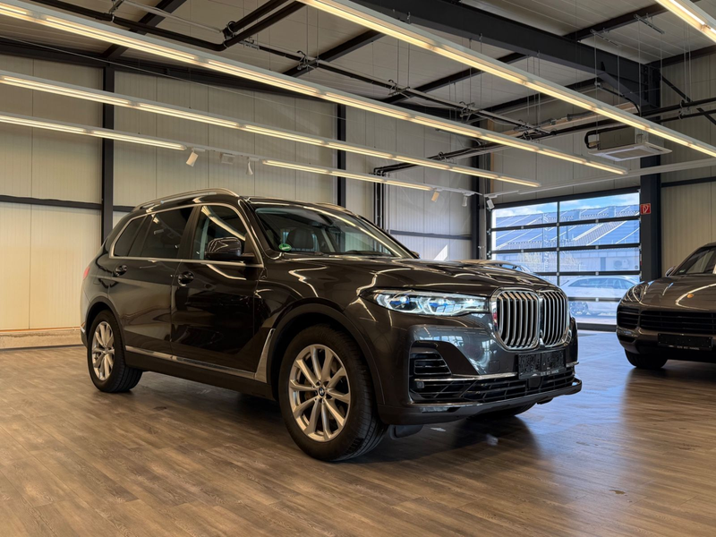 BMW X7 xDr 40d Laser AHK Standheiz Luft  Live Cockpi — photo 3