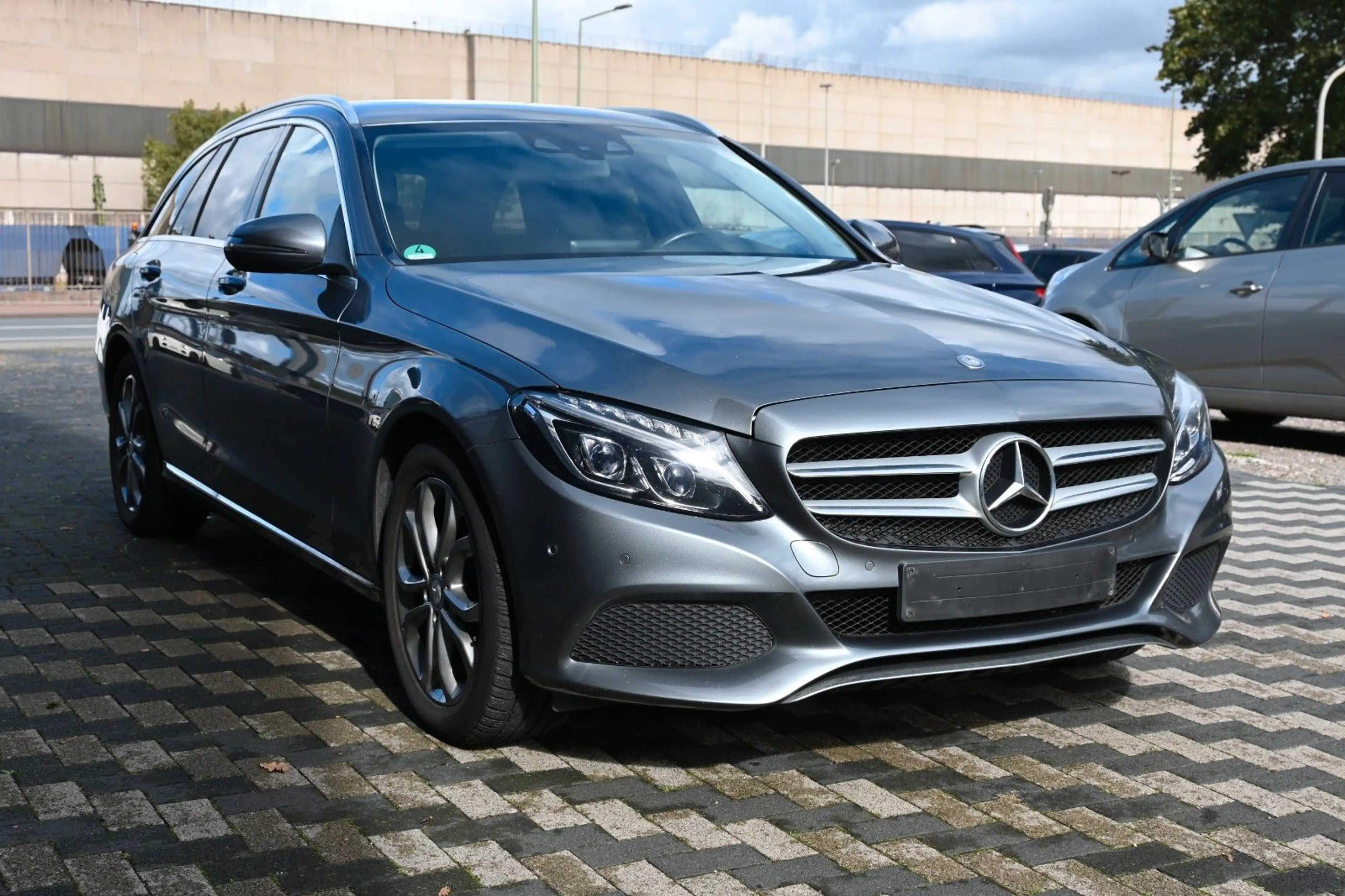 Mercedes-Benz C 220 d BlueTec Avantgarde Navi Head-Up RFK LED — photo 3