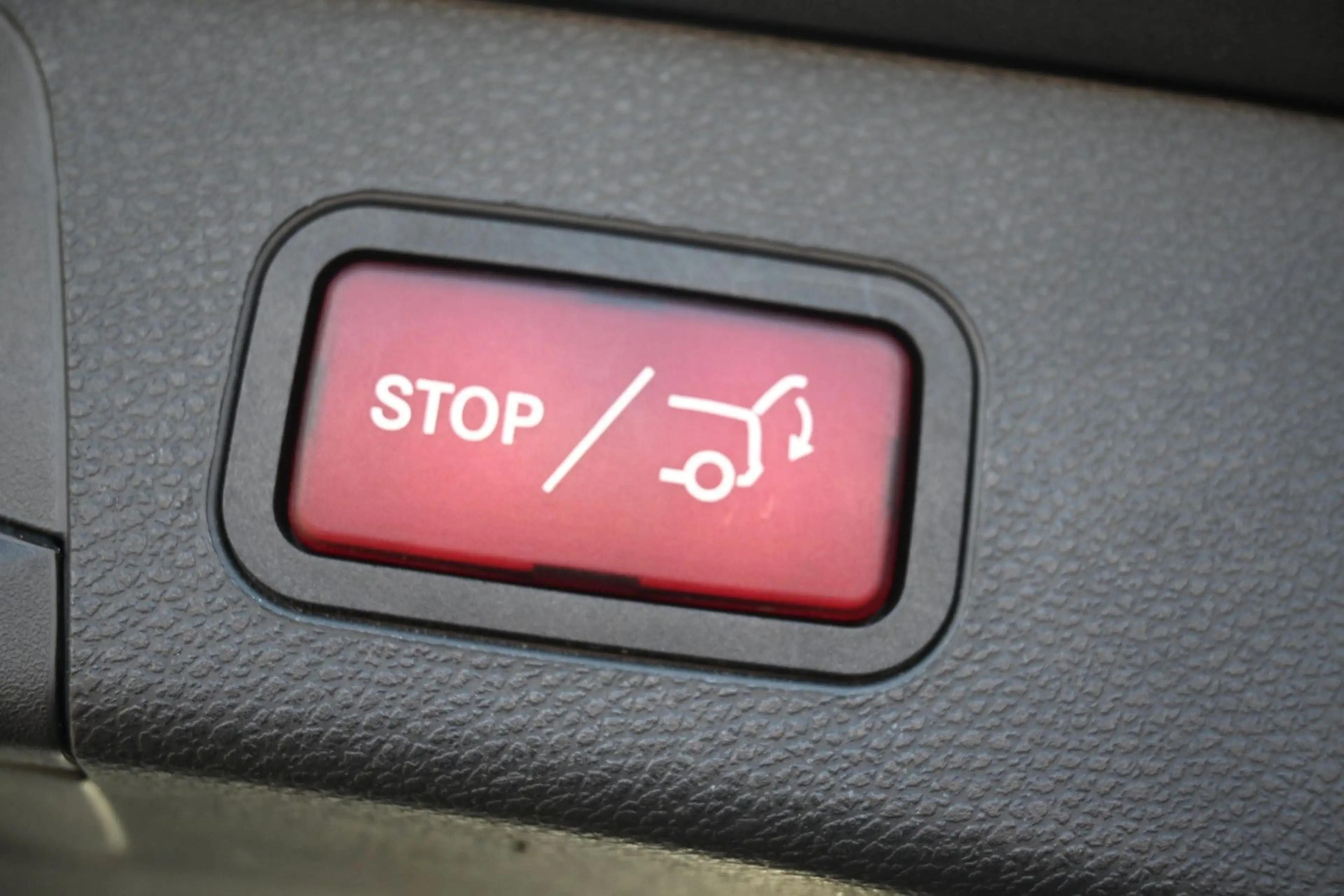 Mercedes-Benz C 220 d BlueTec Avantgarde Navi Head-Up RFK LED — photo 19