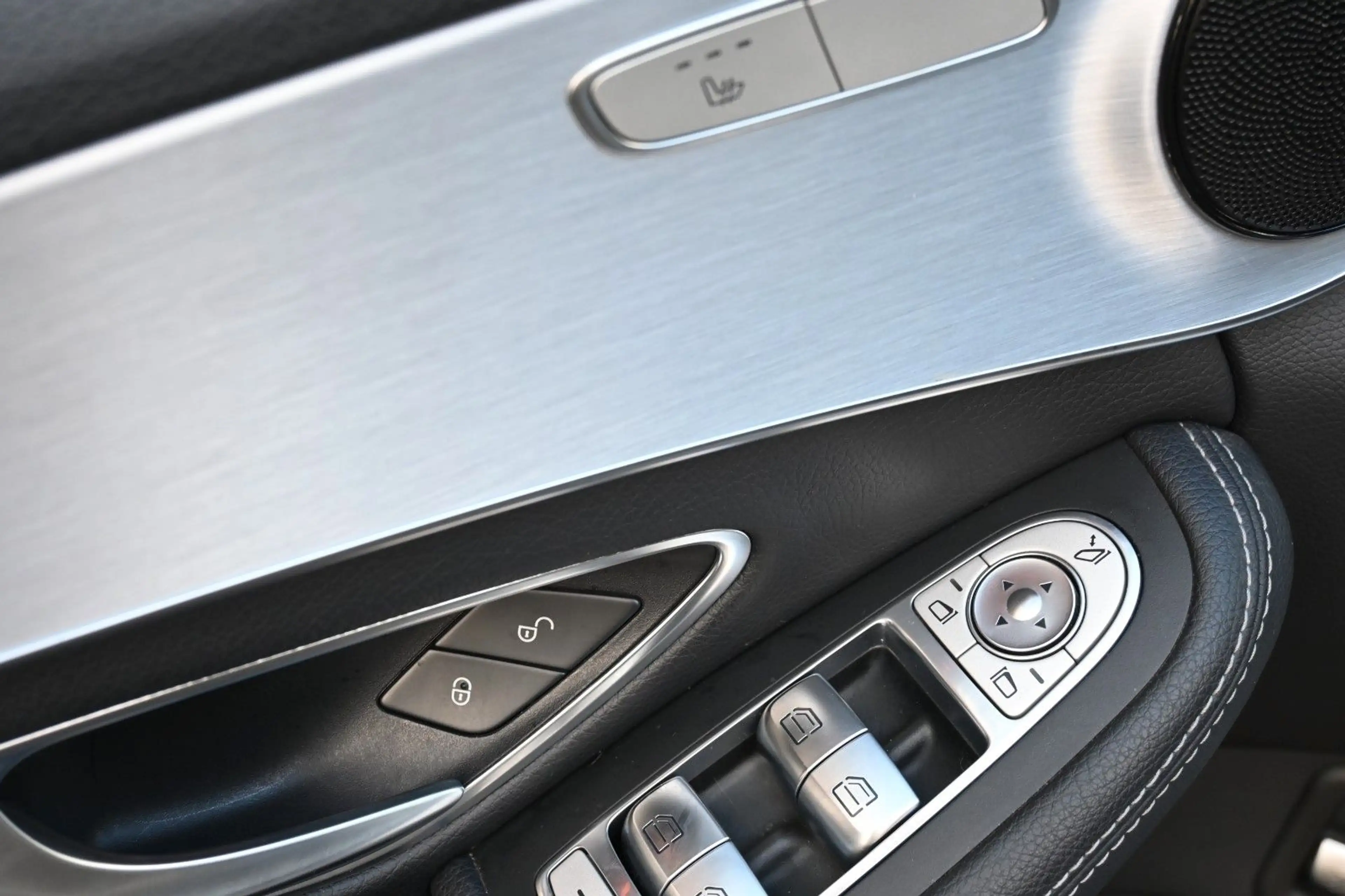 Mercedes-Benz C 220 d BlueTec Avantgarde Navi Head-Up RFK LED — photo 12