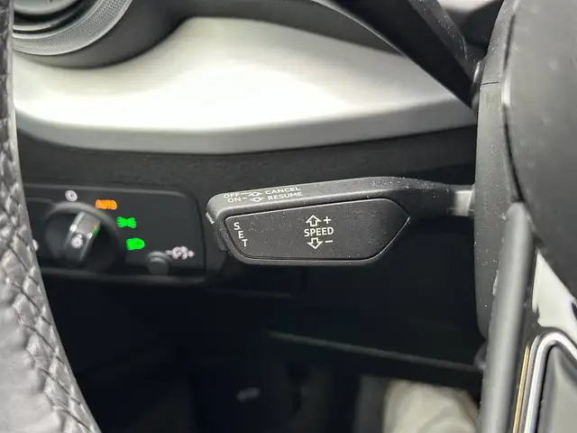 Audi Q2 view 17