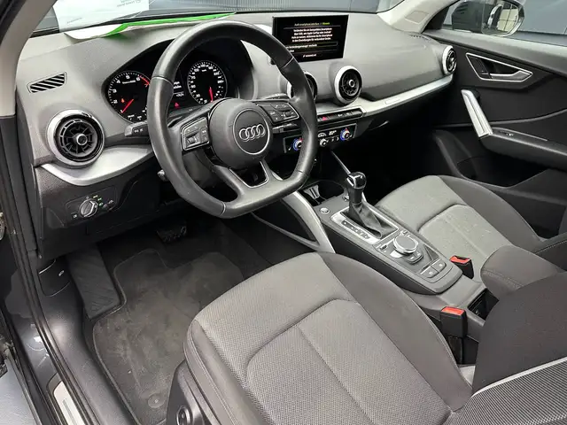 Audi Q2 view 15