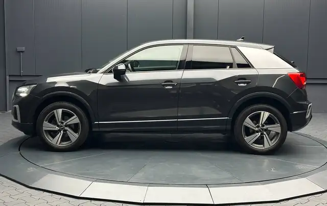 Audi Q2 view 2