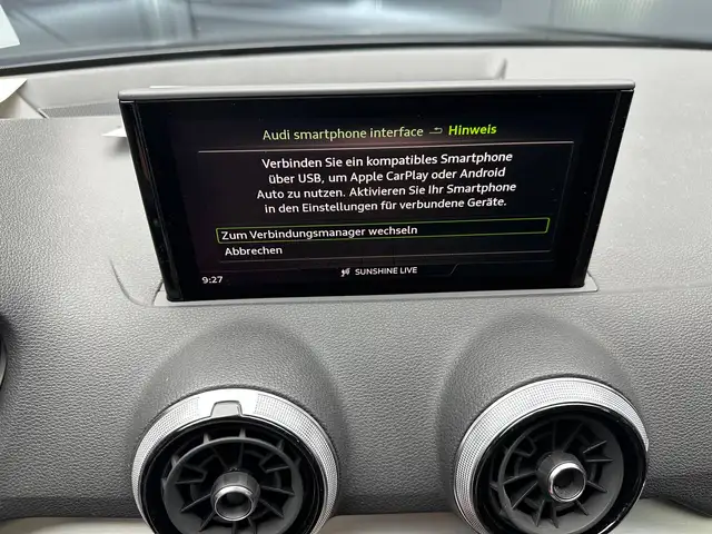 Audi Q2 view 21