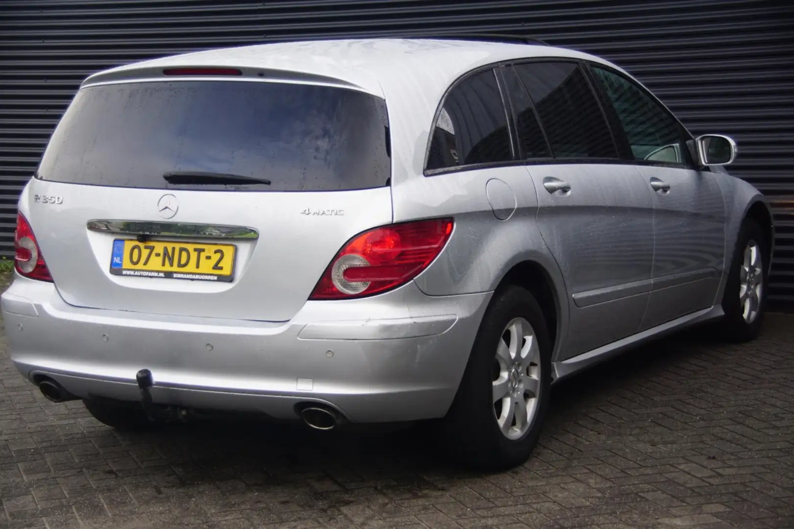 Mercedes-Benz R 350 Lang 4-Matic | 6-persoons | Grau - 2