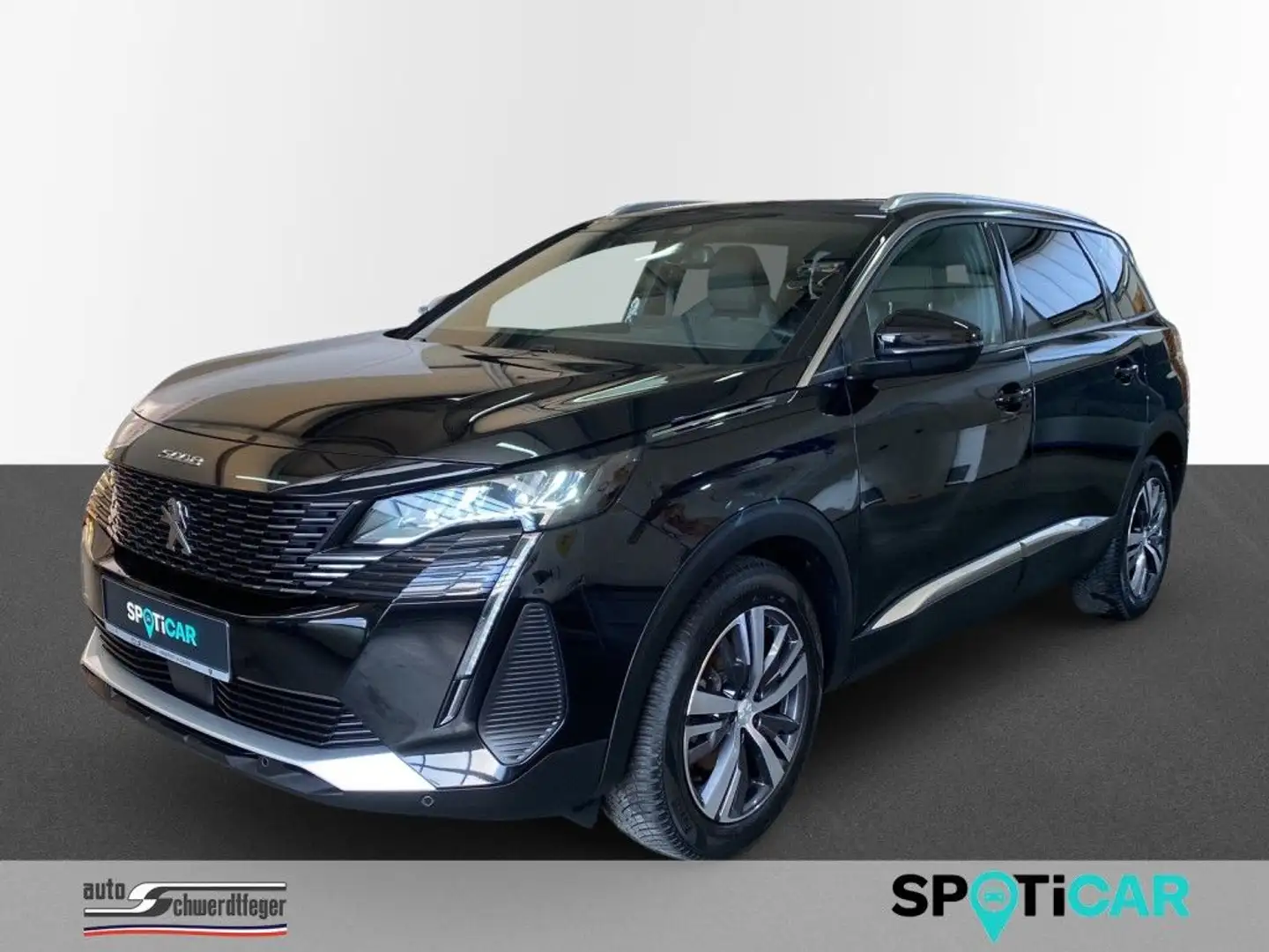 Peugeot 5008 PureTech 130 Stop & Start Allure Pack Schwarz - 1