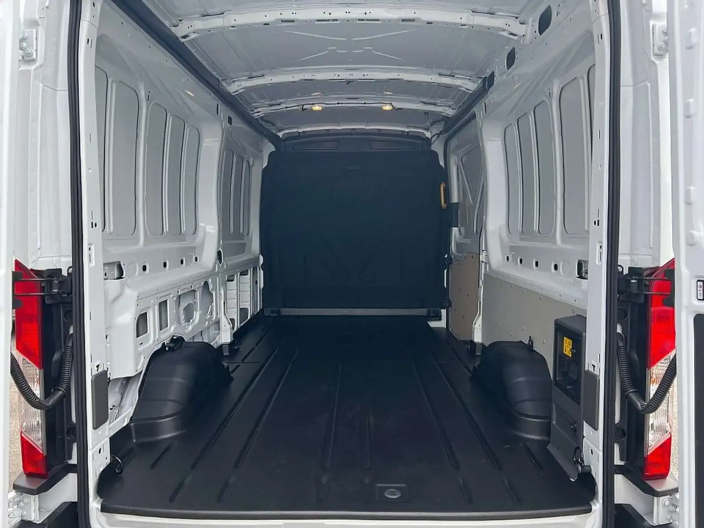 Ford E-Transit TRANSIT KASTEN Weiß - 2