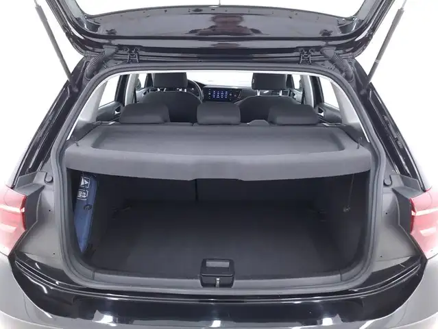 Volkswagen Polo view 14