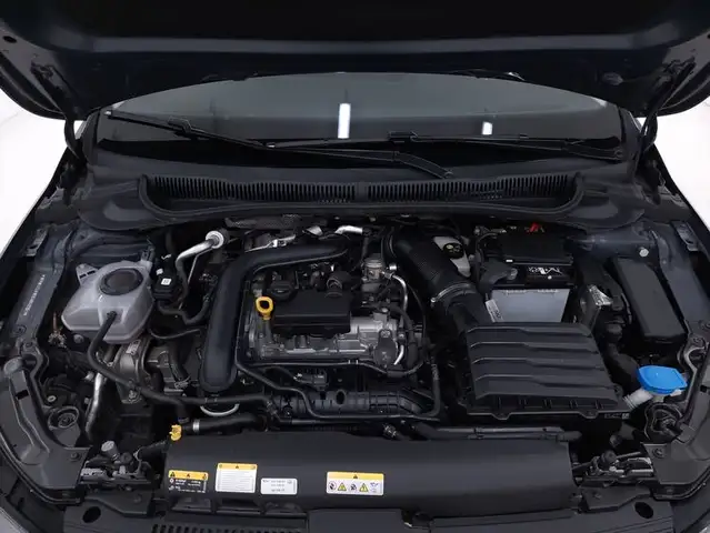 Volkswagen Polo view 13