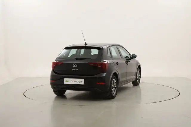 Volkswagen Polo view 5