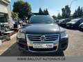 Volkswagen Touareg V6 TDI*3.HAND*KLIMA*NAVI*AHK*TEMP*STANDH Schwarz - thumbnail 3