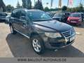 Volkswagen Touareg V6 TDI*3.HAND*KLIMA*NAVI*AHK*TEMP*STANDH Schwarz - thumbnail 4