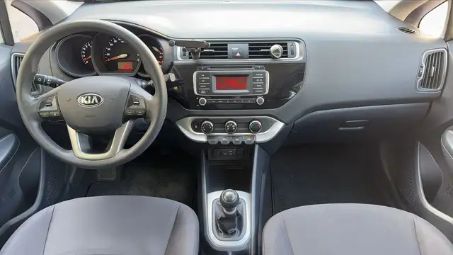 Kia Rio view 11