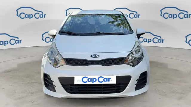 Kia Rio view 5