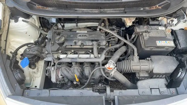 Kia Rio view 15