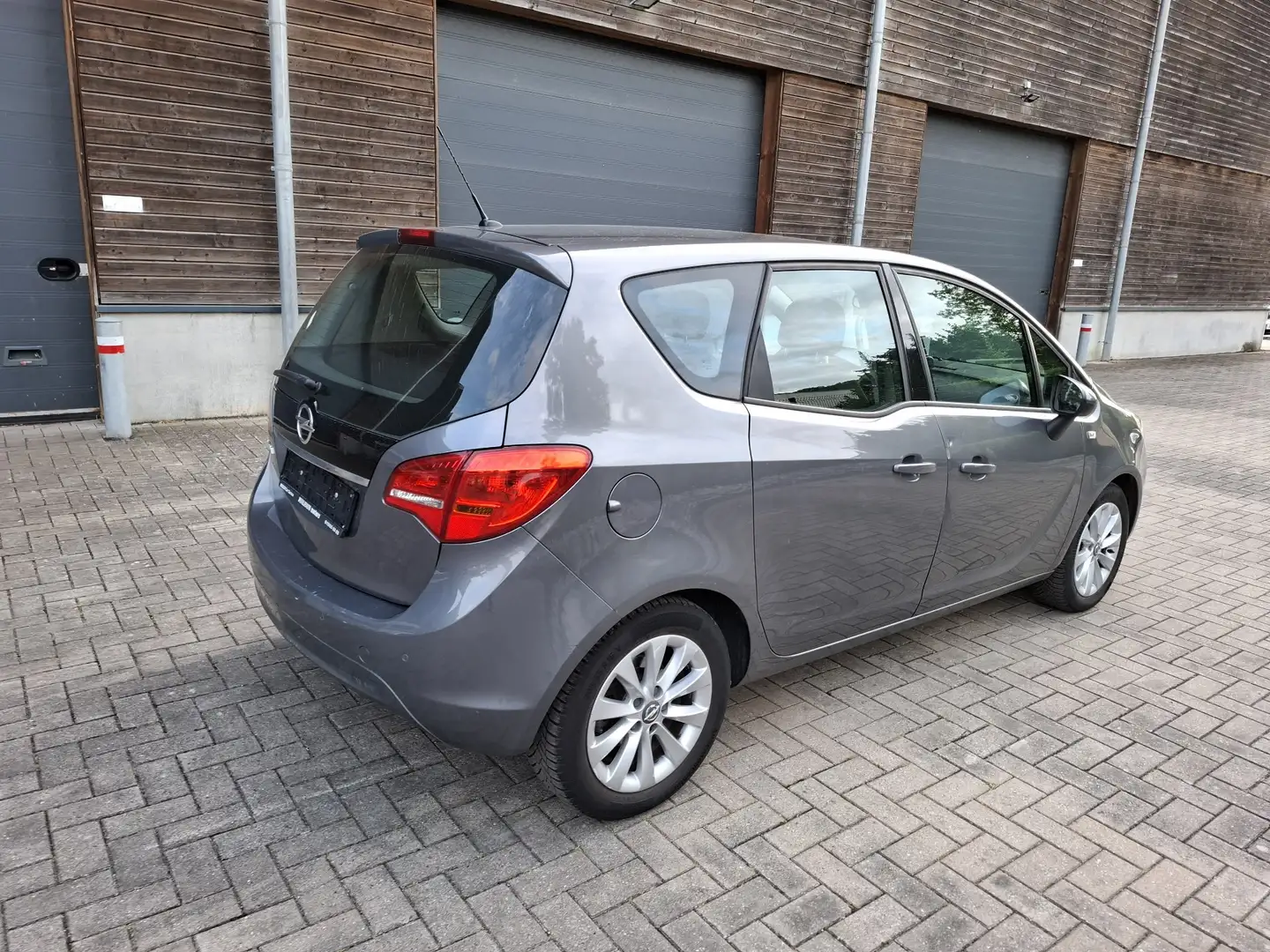 Opel Meriva 1.4i Ultimate Edition - 2
