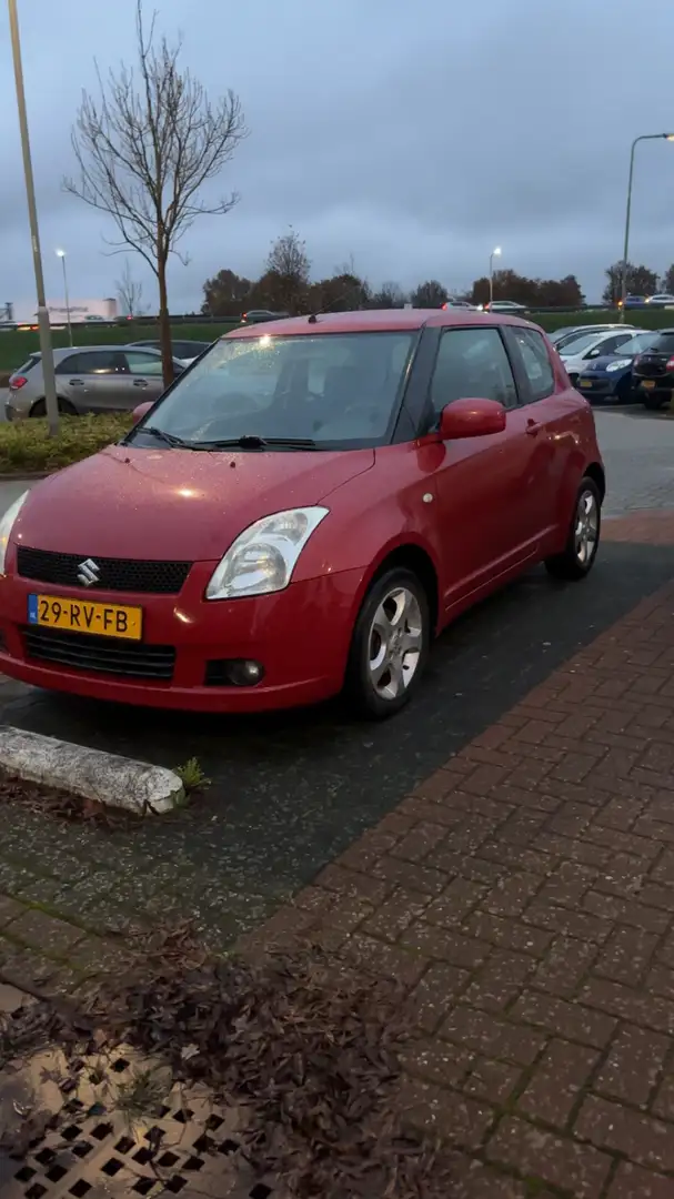 Suzuki Swift 1.3 Comfort - 2