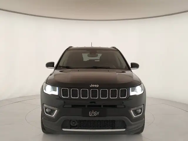 Jeep Compass view 3