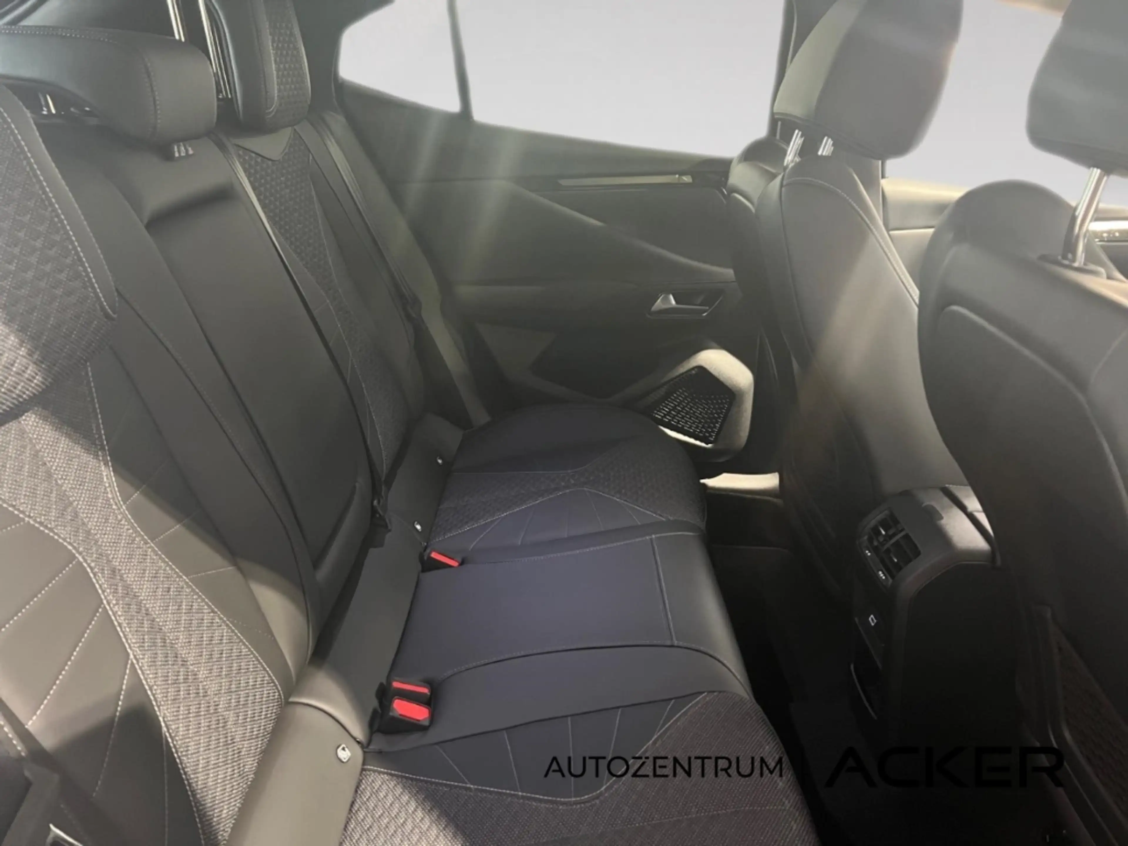 DS Automobiles DS 4 Pallas 1.5 BlueHDi 130 8AT. LED/RKF/elekSitz — photo 13