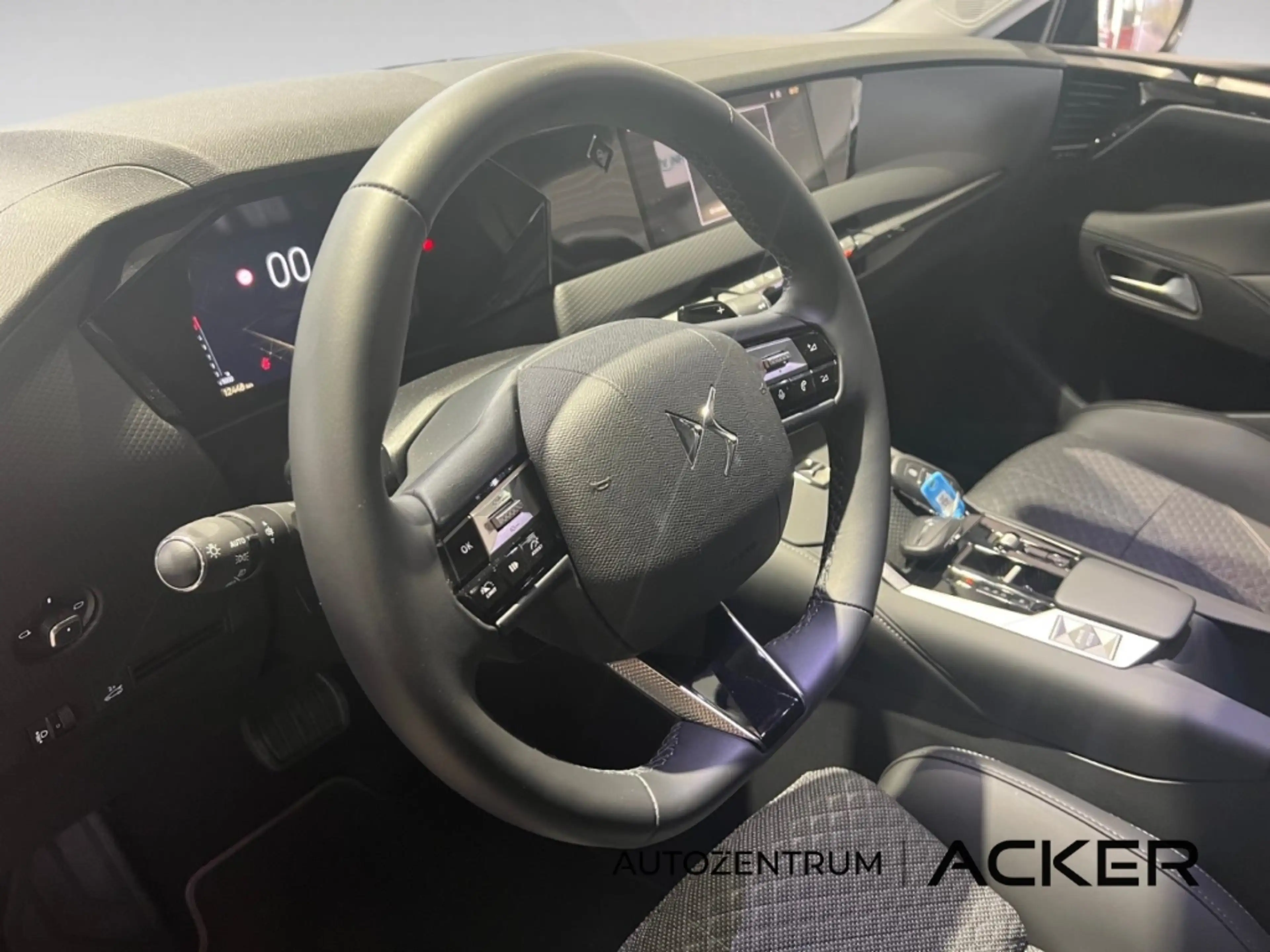 DS Automobiles DS 4 Pallas 1.5 BlueHDi 130 8AT. LED/RKF/elekSitz — photo 10
