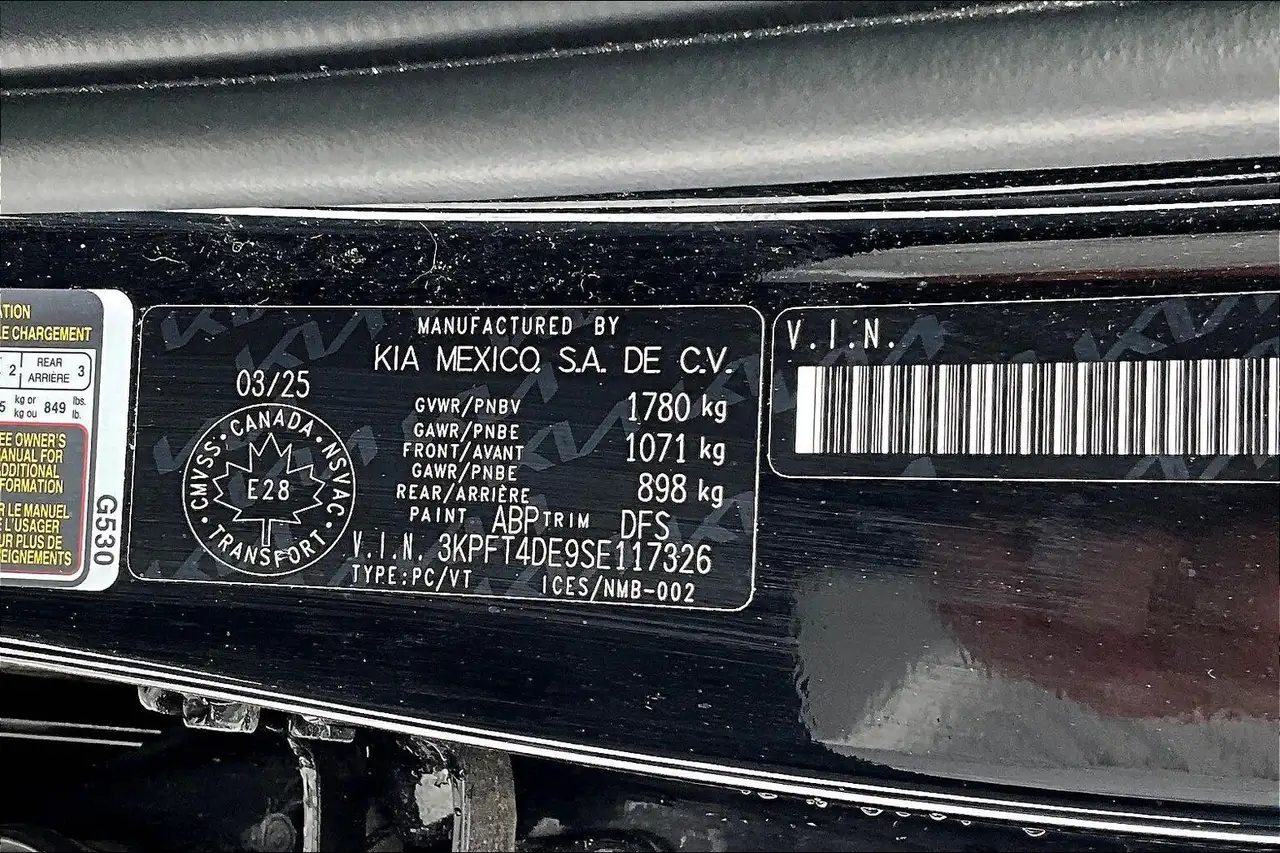 Kia K4 снимка Kia K4