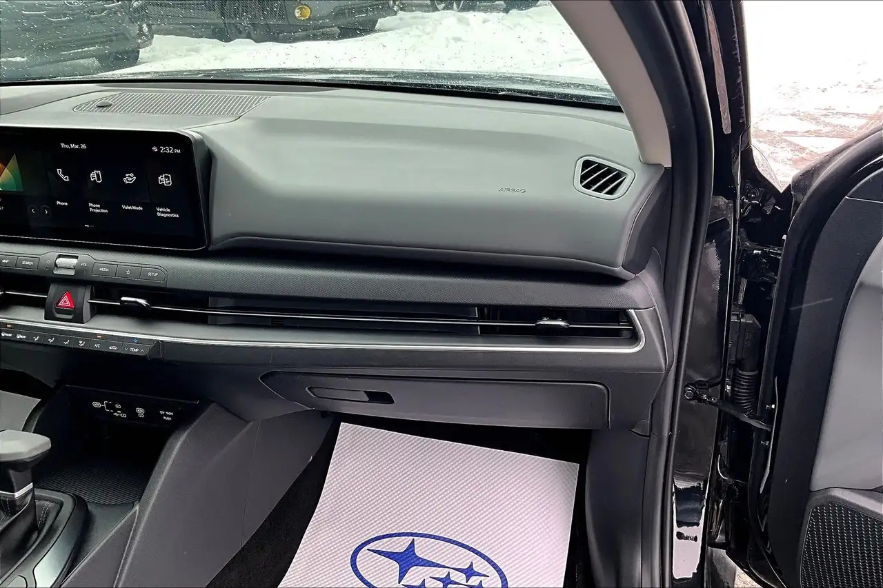 Kia K4 снимка Kia K4